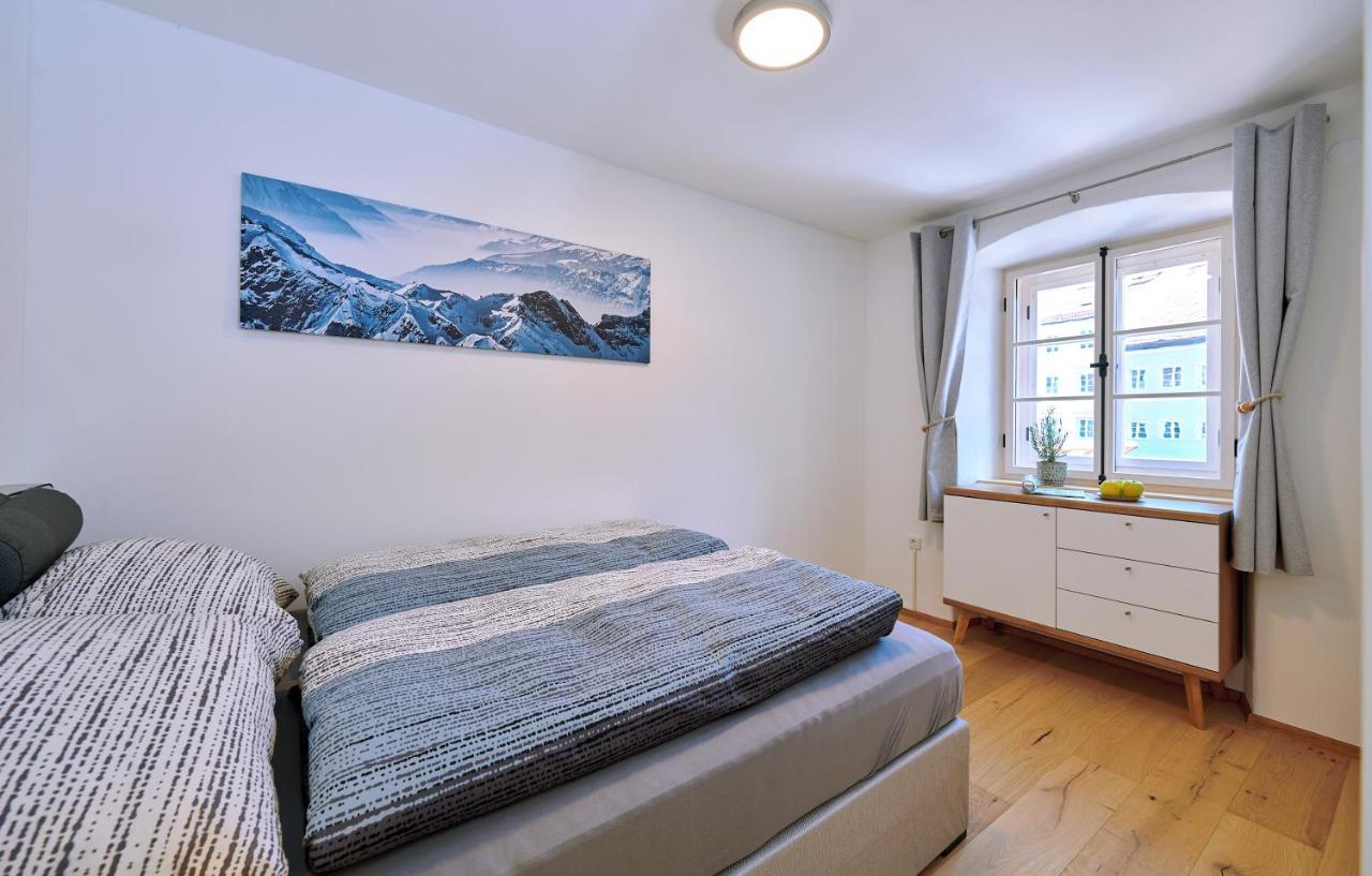Ferienwohnung Tittmoning Stadtplatz Exterior foto